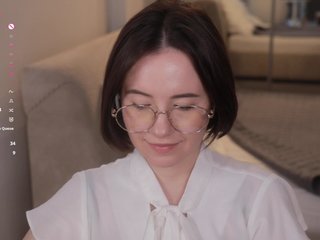MissEssie Porn Show