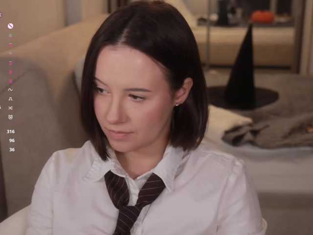 -FemaleEssence-