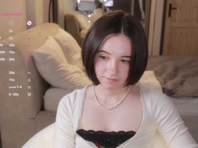 -FemaleEssence-