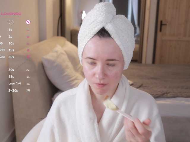 -FemaleEssence-