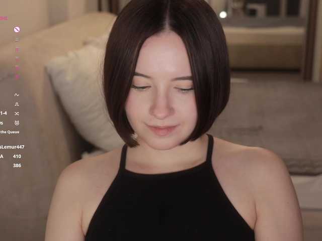 -FemaleEssence- live cam on BongaCams