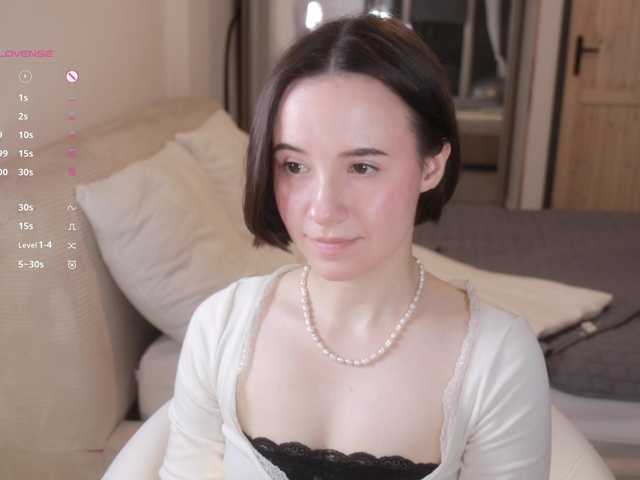 -FemaleEssence-