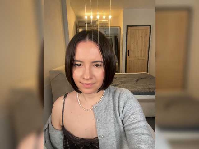 -FemaleEssence-