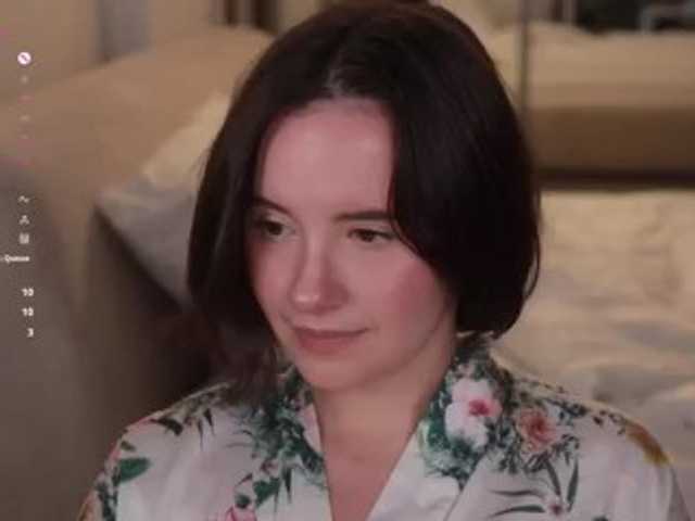 -FemaleEssence- live cam on BongaCams