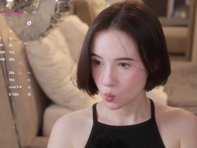 -FemaleEssence- live cam on BongaCams