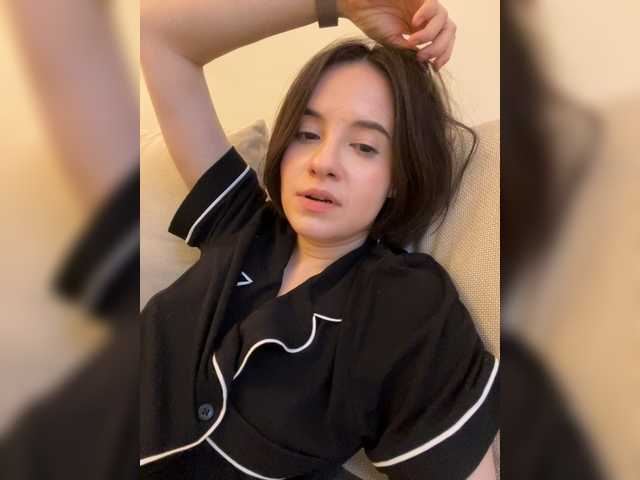 -FemaleEssence- live cam on BongaCams