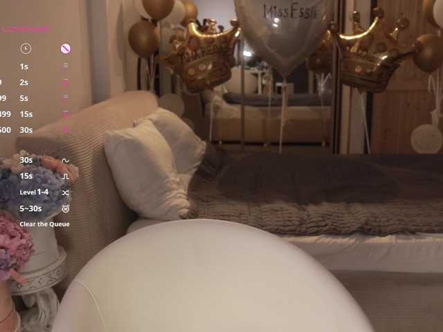 -FemaleEssence-