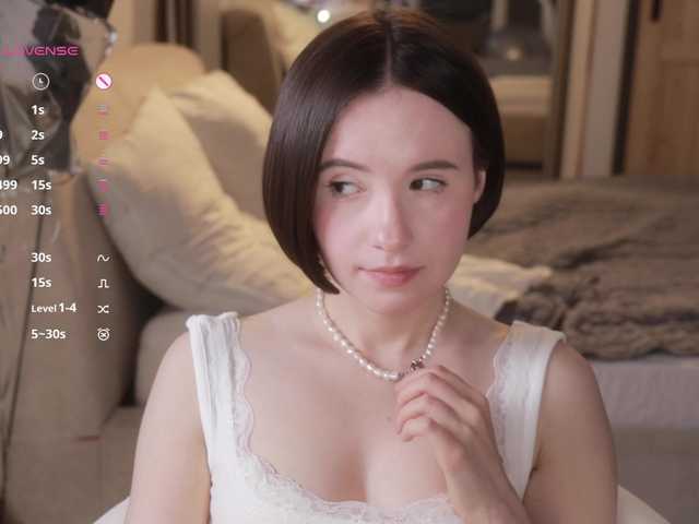 -FemaleEssence-