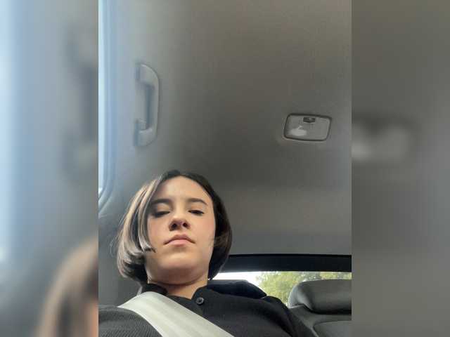 -FemaleEssence- live cam on BongaCams