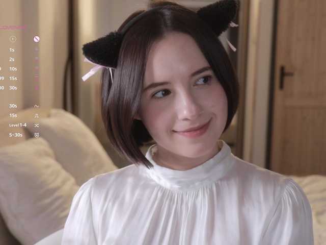-FemaleEssence-