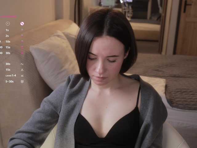 -FemaleEssence-