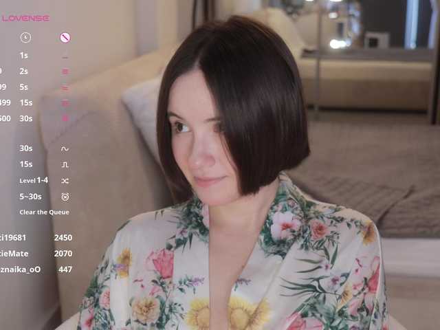 -FemaleEssence- live cam on BongaCams