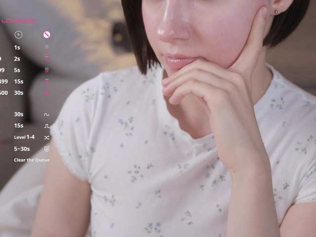 -FemaleEssence- live cam on BongaCams