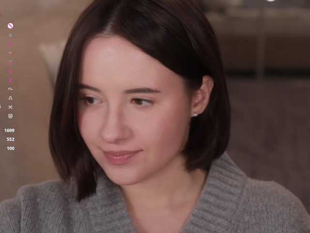 -FemaleEssence- live cam on BongaCams