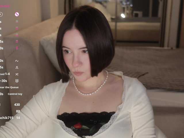 -FemaleEssence- live cam on BongaCams