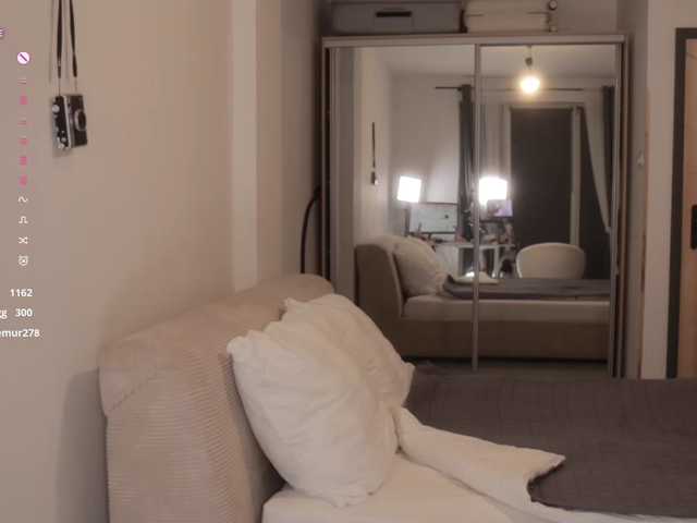 -FemaleEssence- live cam on BongaCams