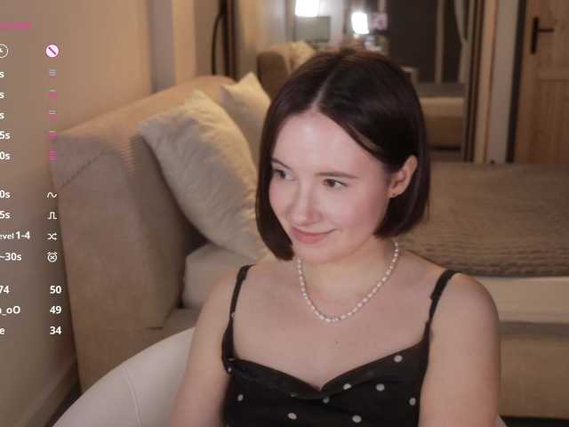 -FemaleEssence- live cam on BongaCams