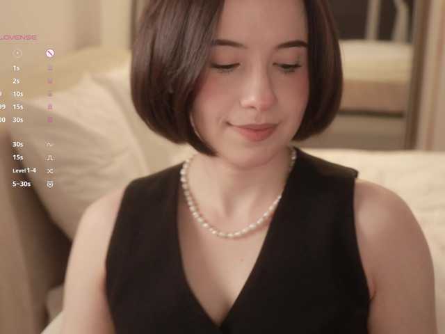 -FemaleEssence-'s BongaCams show and profile