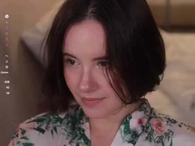 -FemaleEssence- live cam on BongaCams