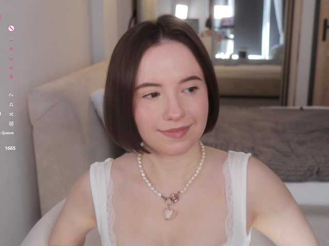 -FemaleEssence- xxx