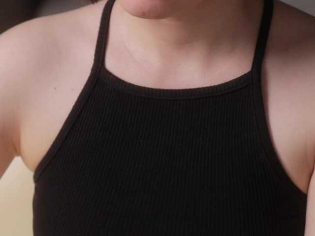 MissEssie live webcam show
