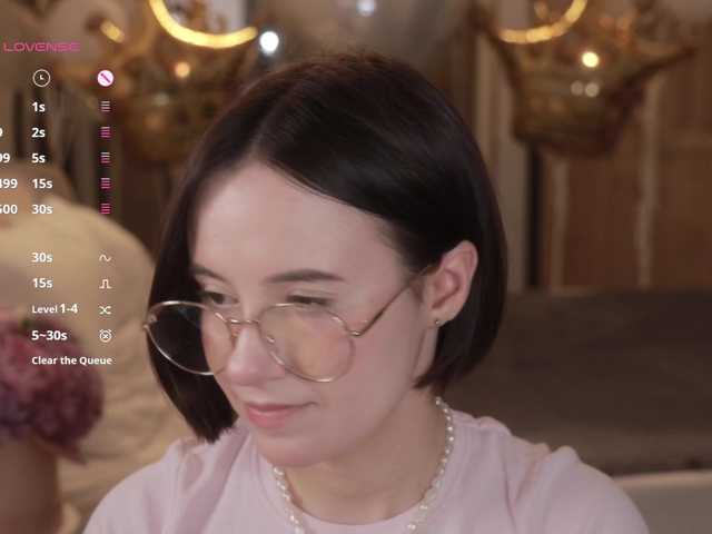 -FemaleEssence- live cam on BongaCams