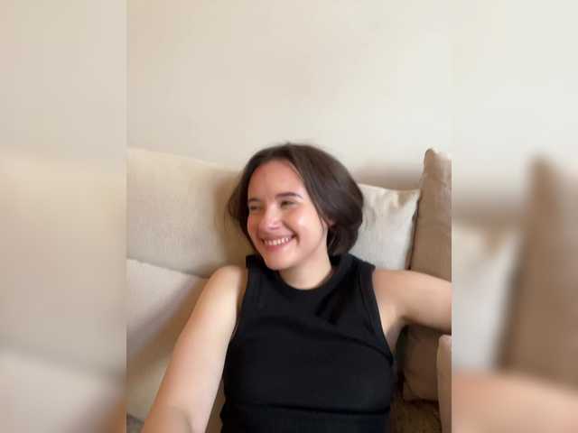 -FemaleEssence- live cam on BongaCams