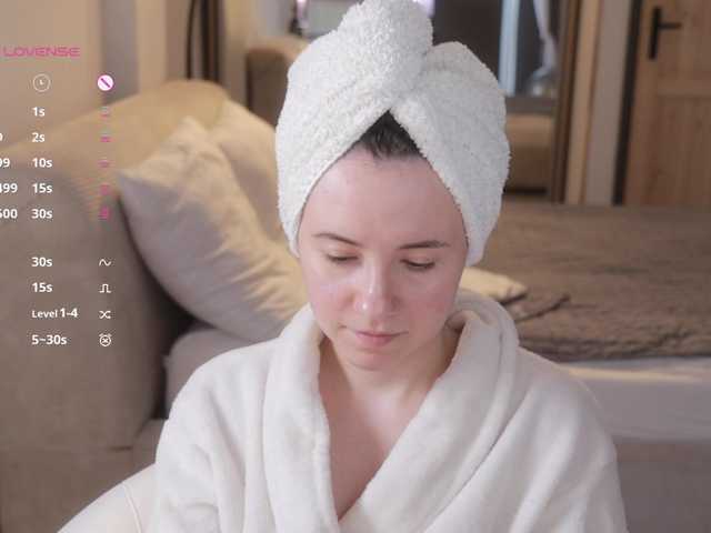 -FemaleEssence-