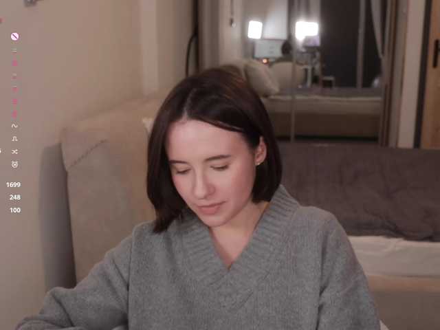 -FemaleEssence- live cam on BongaCams