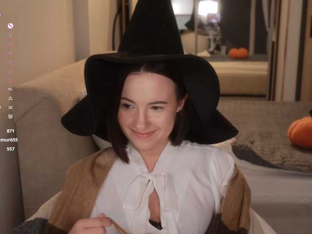 -FemaleEssence- live cam on BongaCams