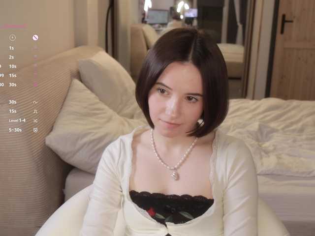 -FemaleEssence-