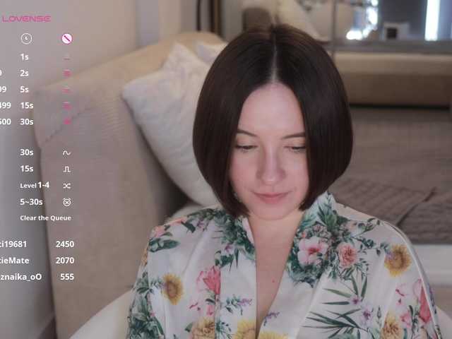 -FemaleEssence- live cam on BongaCams