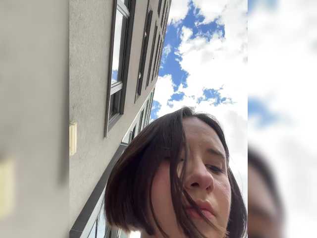 -FemaleEssence- live cam on BongaCams
