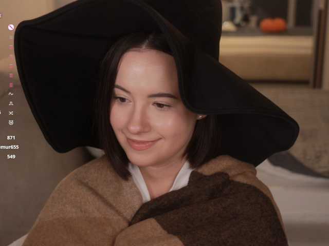 -FemaleEssence- live cam on BongaCams