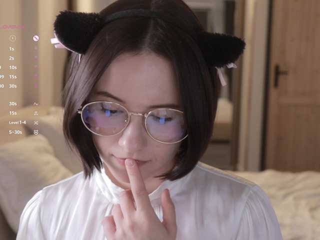 -FemaleEssence-