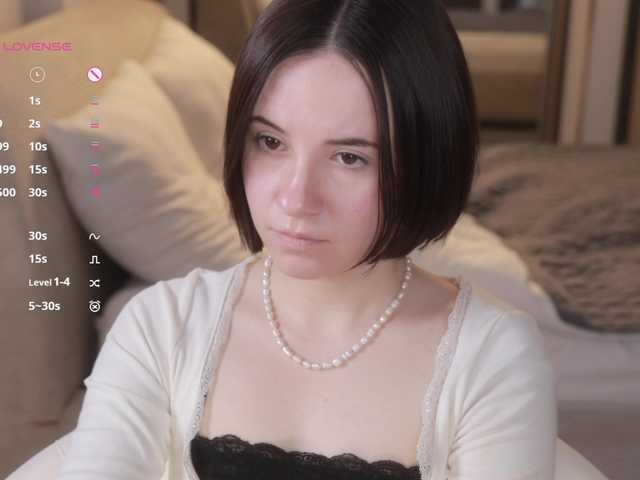 -FemaleEssence-