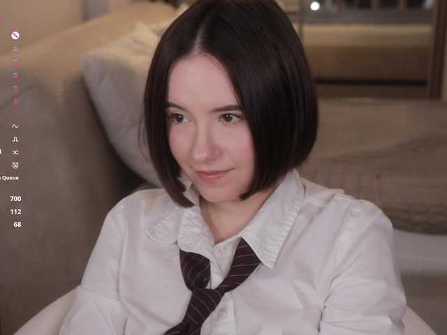 -FemaleEssence- live cam on BongaCams
