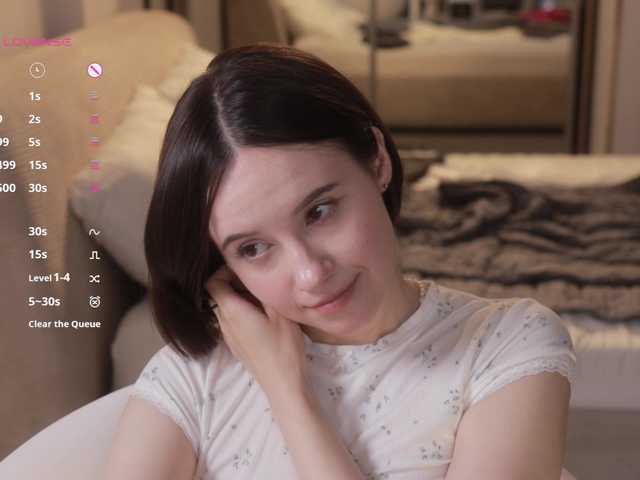 -FemaleEssence- live cam on BongaCams