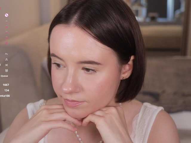 видео от -FemaleEssence-