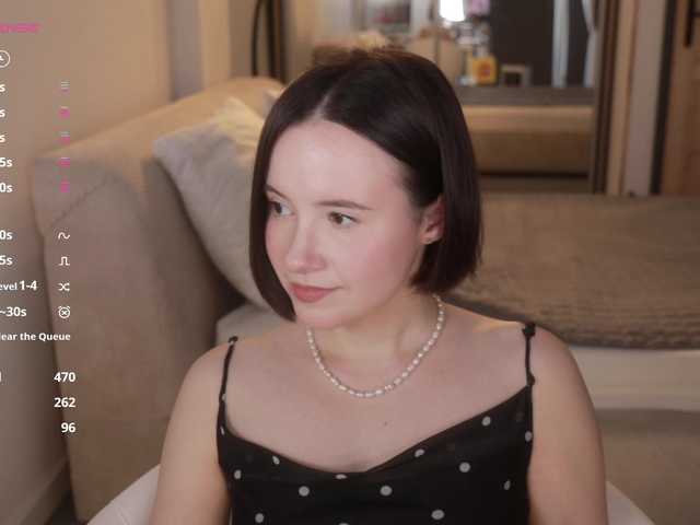 -FemaleEssence- live cam on BongaCams