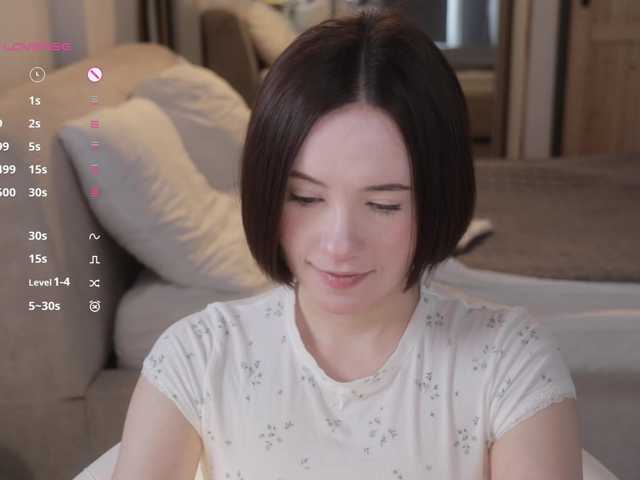-FemaleEssence- live cam on BongaCams