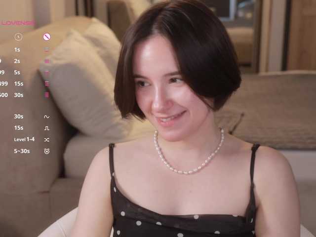 -FemaleEssence- live cam on BongaCams