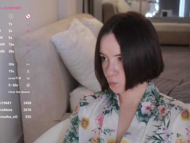 -FemaleEssence- live cam on BongaCams