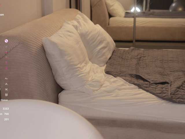 -FemaleEssence- live cam on BongaCams
