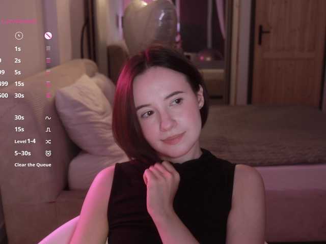 -FemaleEssence- live cam on BongaCams