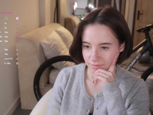 -FemaleEssence- live cam on BongaCams