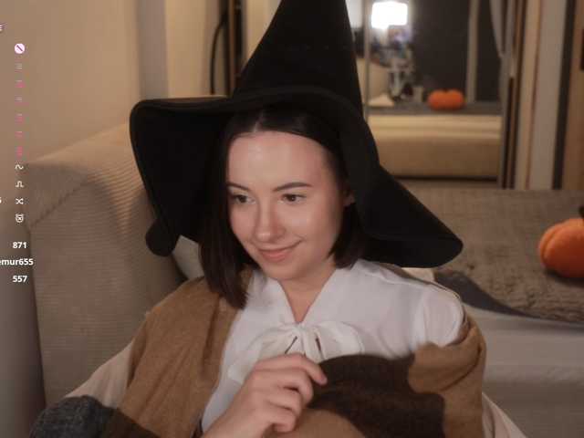 -FemaleEssence- live cam on BongaCams