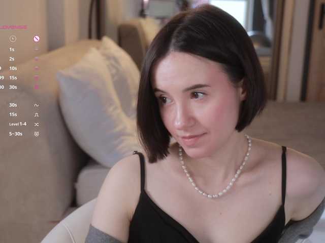 -FemaleEssence- live cam on BongaCams
