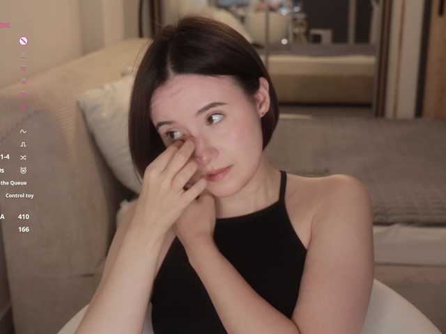 -FemaleEssence- live cam on BongaCams