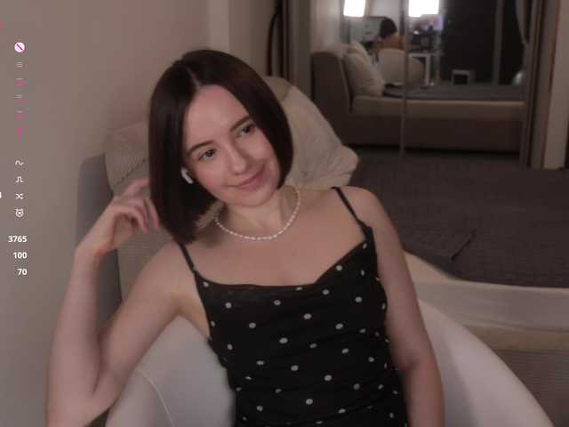 -FemaleEssence-